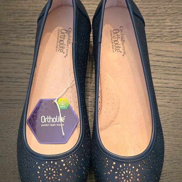 Croft & Barrow Navy Blue flat/loafer (size 8 US) - Picture 2 of 4